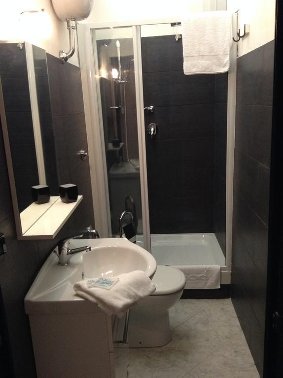 Bed and Breakfast Onetime 25 Рим Номер фото